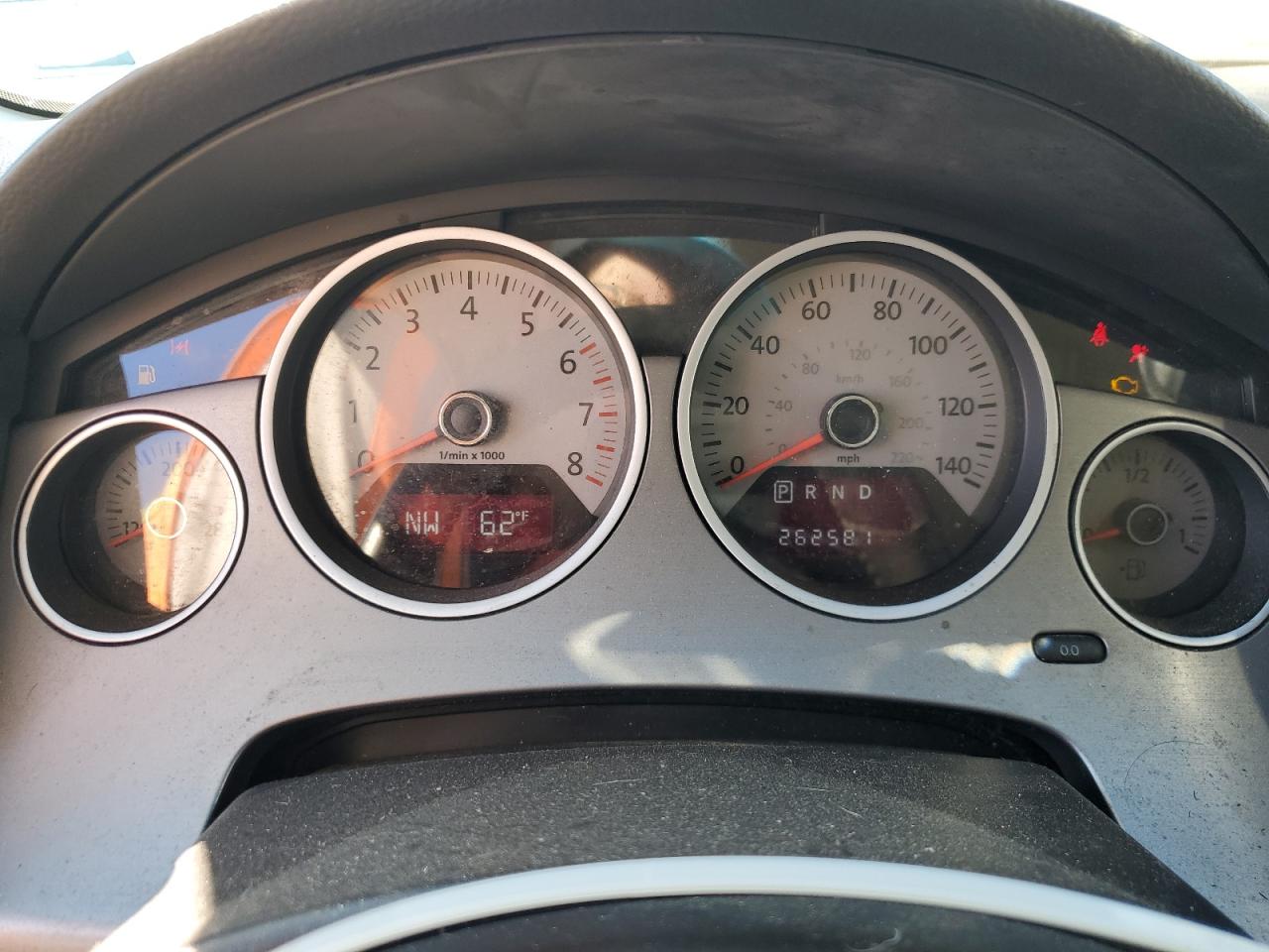 2011 Volkswagen Routan Se VIN: 2V4RW3DG7BR740318 Lot: 93069845