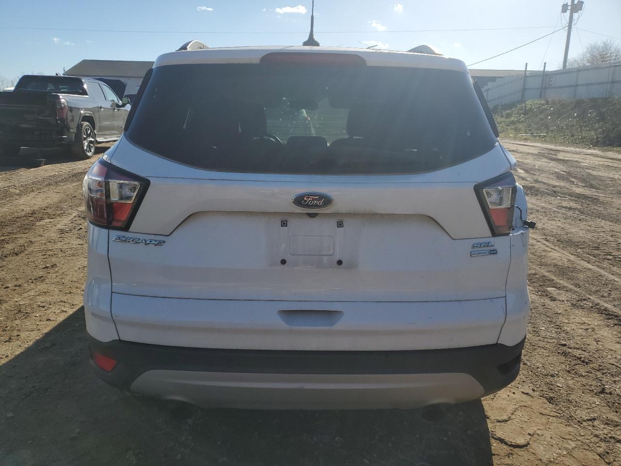 2018 Ford Escape Sel VIN: 1FMCU9HD4JUD36270 Lot: 92668095