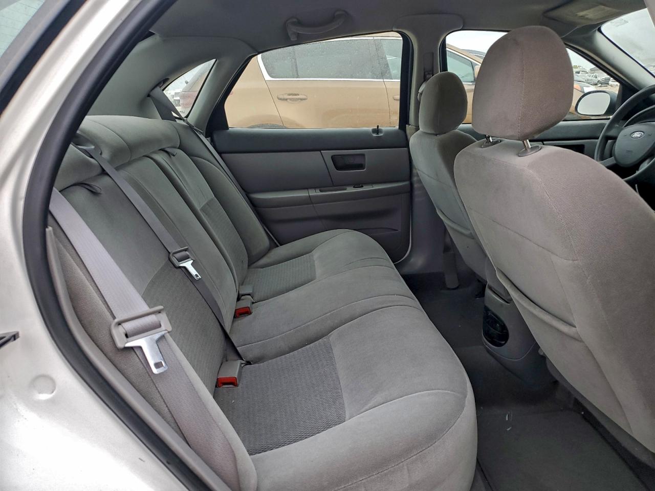 2007 Ford Taurus Se VIN: 1FAFP53U77A161599 Lot: 93744865