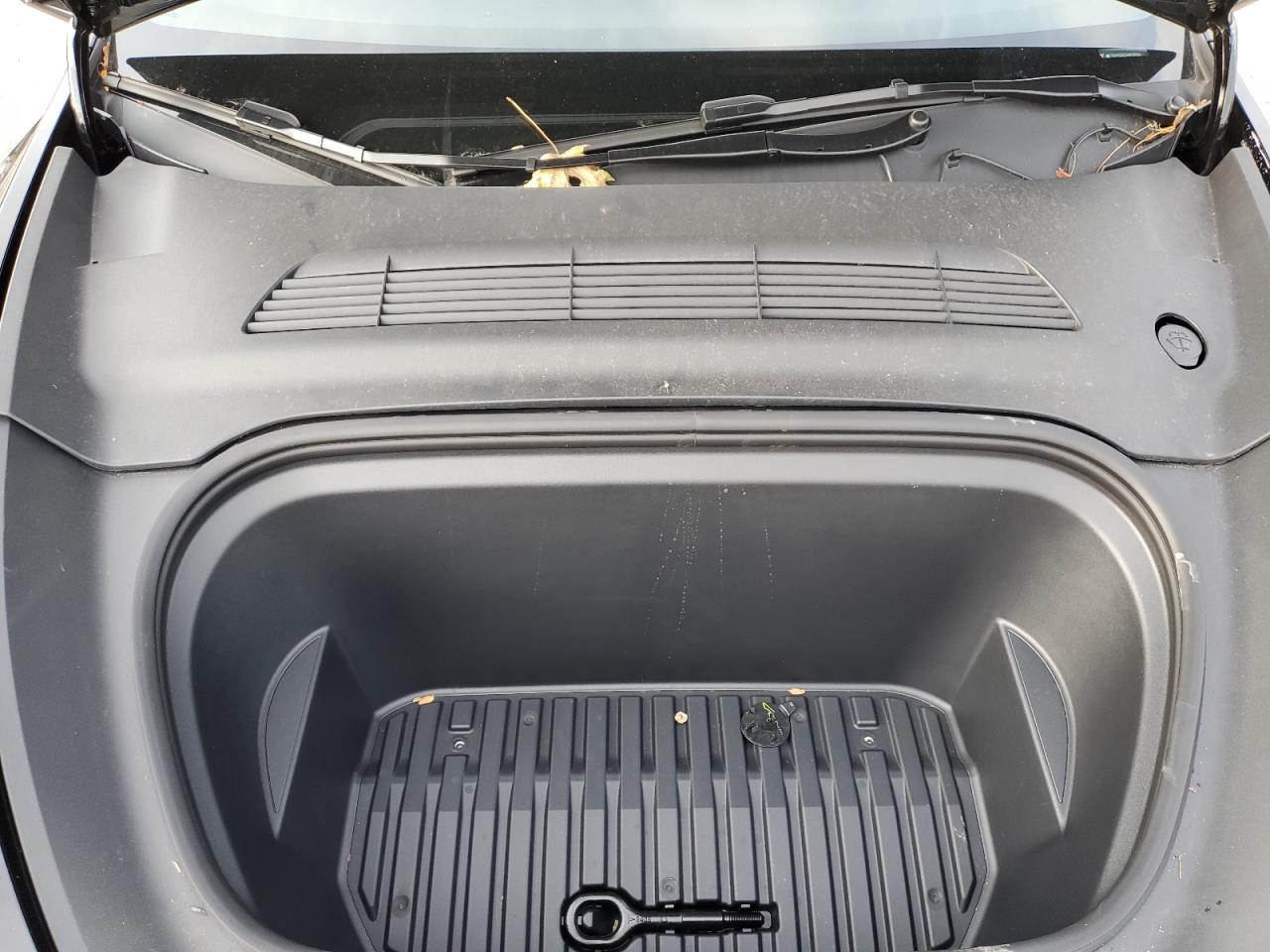 2024 Tesla Model Y VIN: 7SAYGDED4RF191134 Lot: 91867285