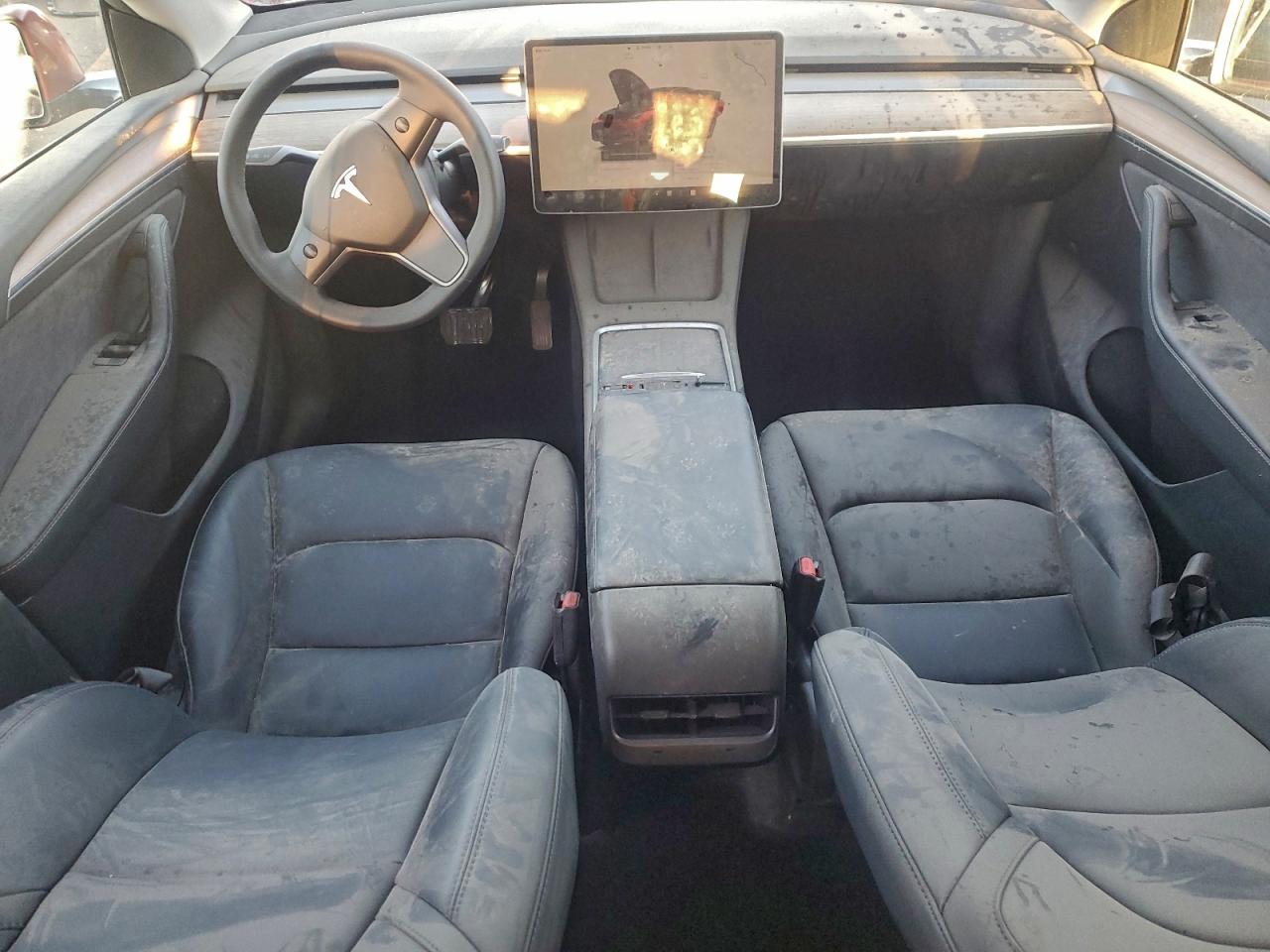 2023 Tesla Model Y VIN: 7SAYGAEE5PF979733 Lot: 94965935