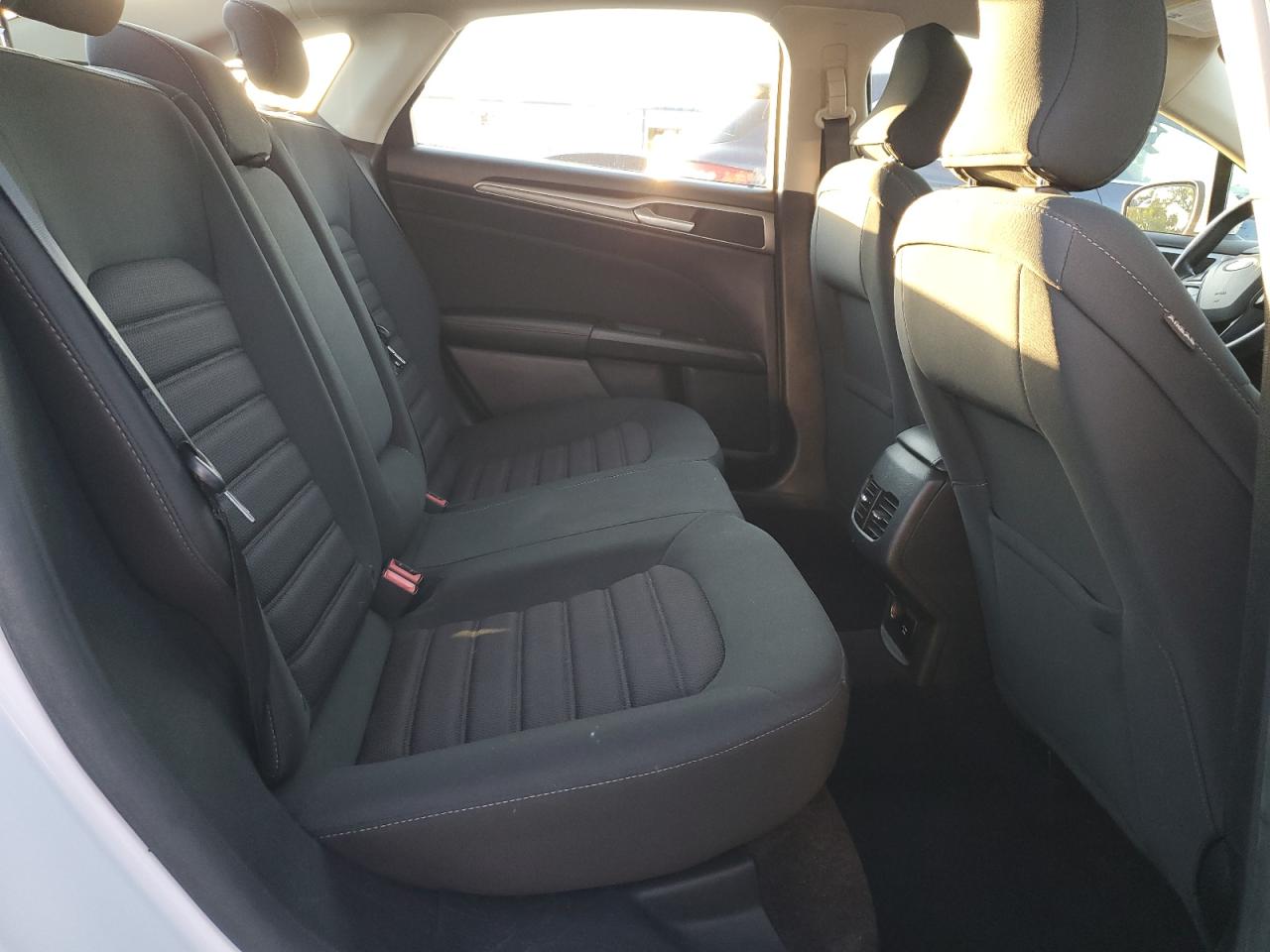 2018 Ford Fusion Se Hybrid VIN: 3FA6P0LU4JR153279 Lot: 93901295