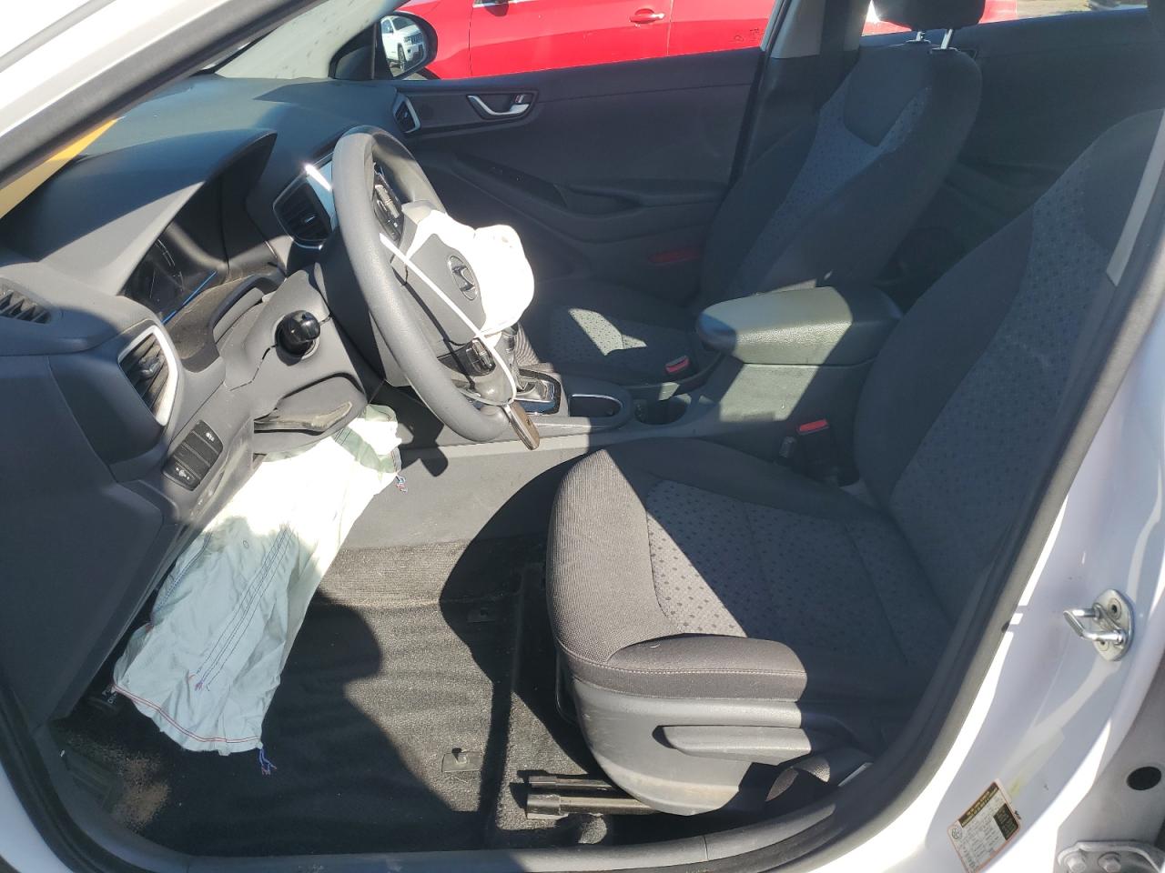 2019 Hyundai Ioniq Blue VIN: KMHC65LC4KU140185 Lot: 92751455