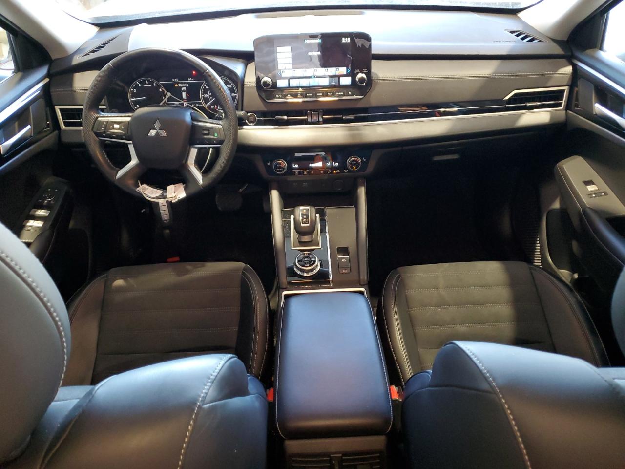 2024 Mitsubishi Outlander Se VIN: JA4J4VA89RZ067810 Lot: 92611135