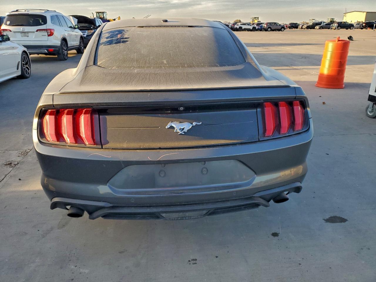 2019 Ford Mustang VIN: 1FA6P8TH1K5106068 Lot: 92184915