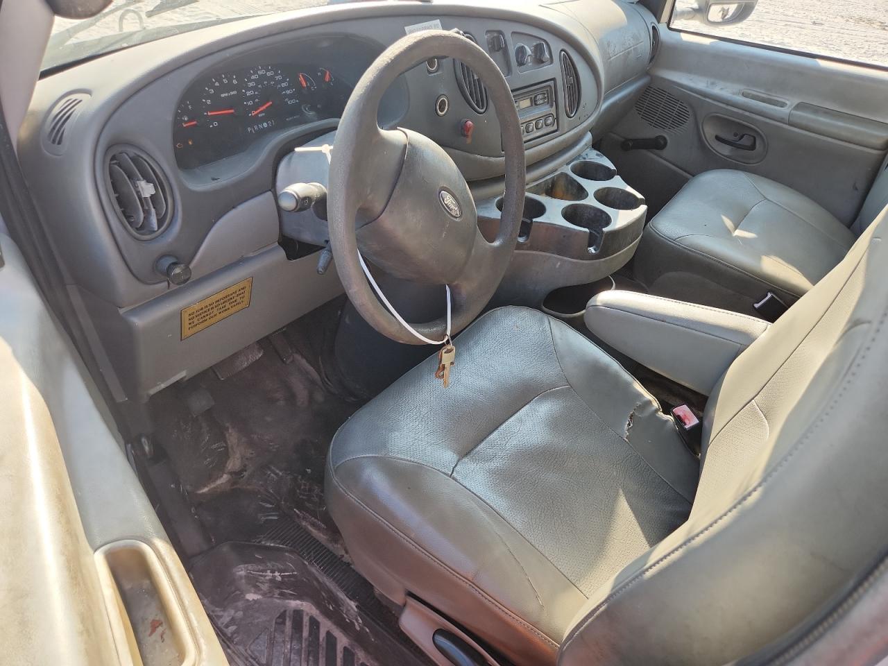 2008 Ford E350 Delivery Van VIN: 1FTSE34L48DA15377 Lot: 93063155