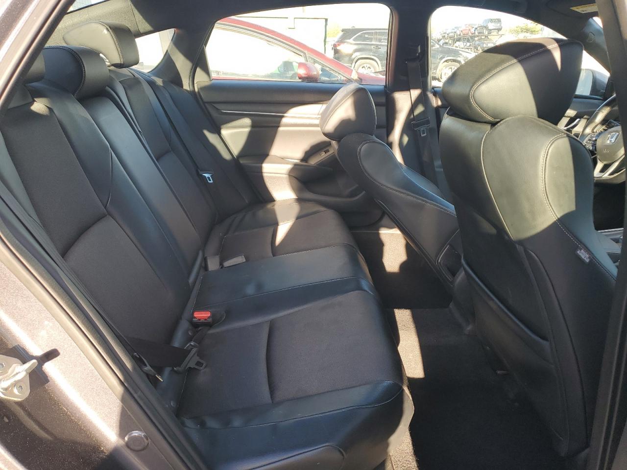 2018 Honda Accord Sport VIN: 1HGCV1F36JA026220 Lot: 90752625