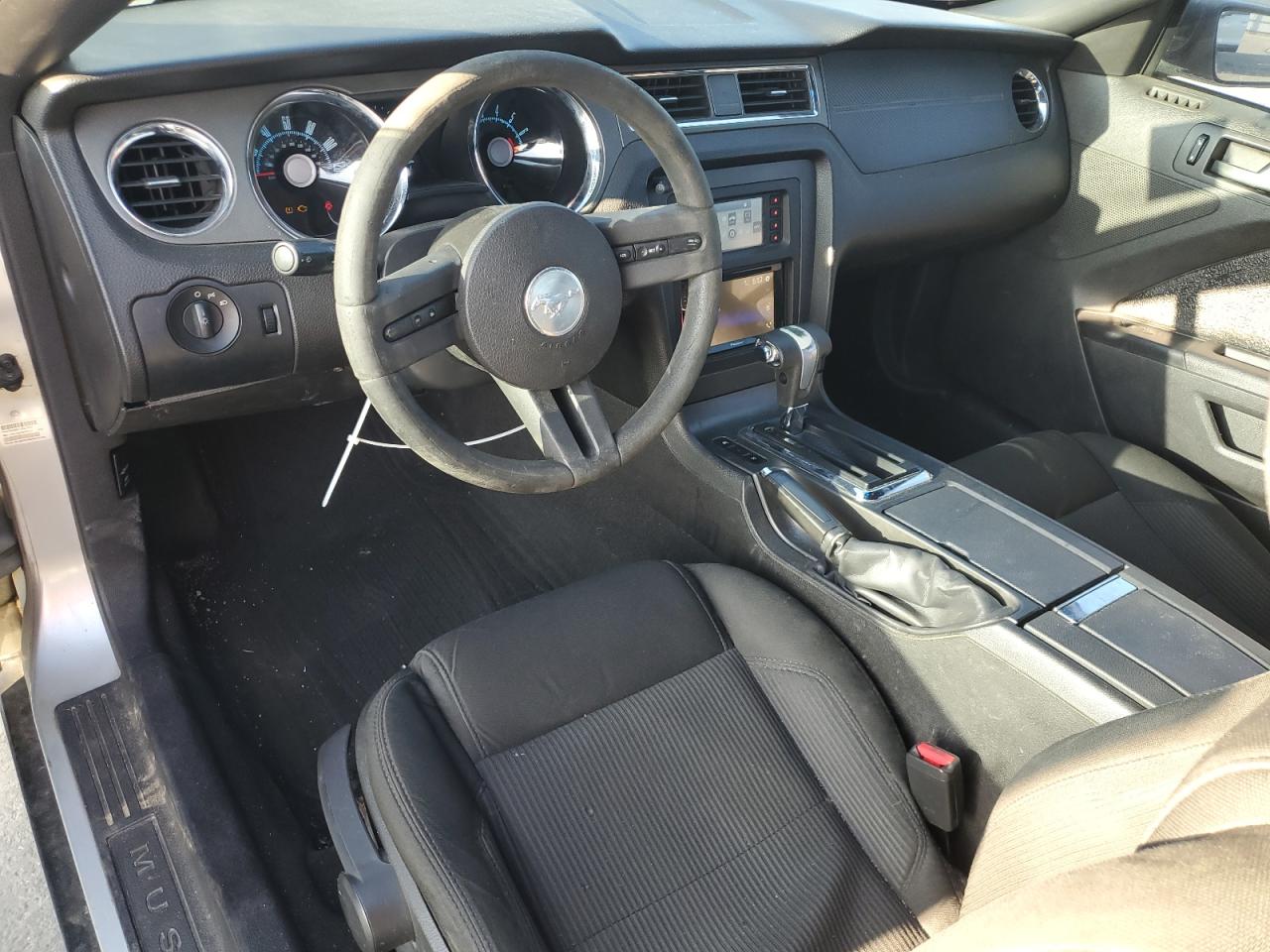 2010 Ford Mustang VIN: 1ZVBP8AN2A5126438 Lot: 92042925