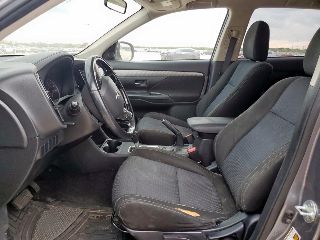 2016 Mitsubishi Outlander Es VIN: JA4AD2A33GZ046273 Lot: 93855735