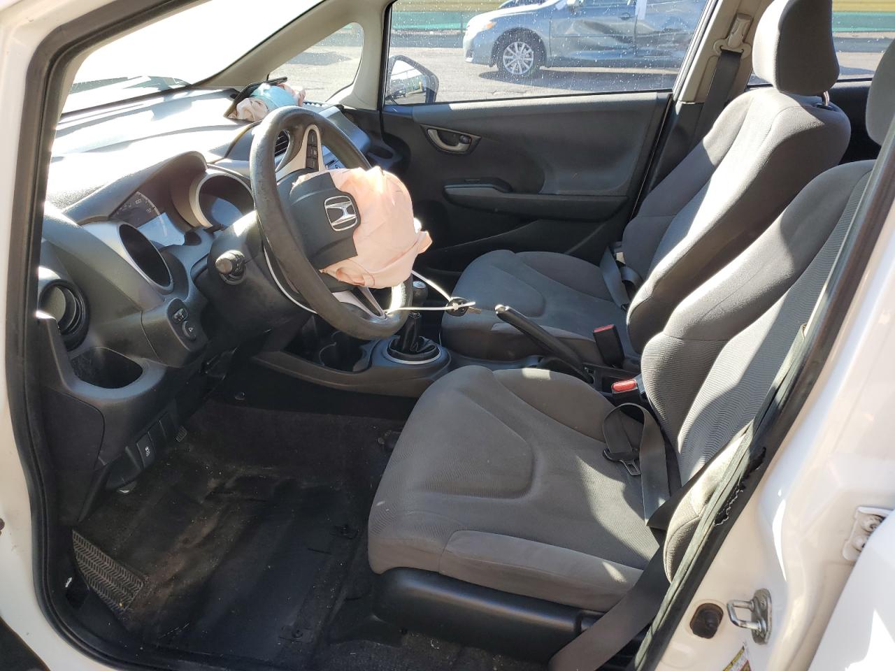 2013 Honda Fit VIN: JHMGE8G37DC036575 Lot: 93274475