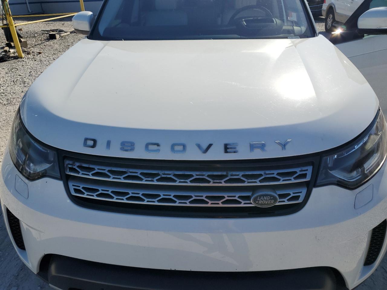 2018 Land Rover Discovery Hse Luxury VIN: SALRT2RV3JA072534 Lot: 91329195