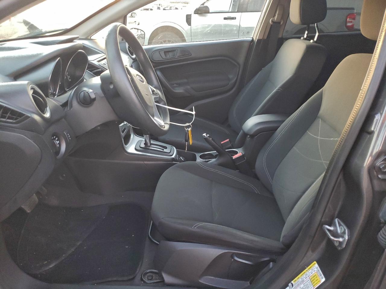 2019 Ford Fiesta Se VIN: 3FADP4EJXKM124112 Lot: 94487175