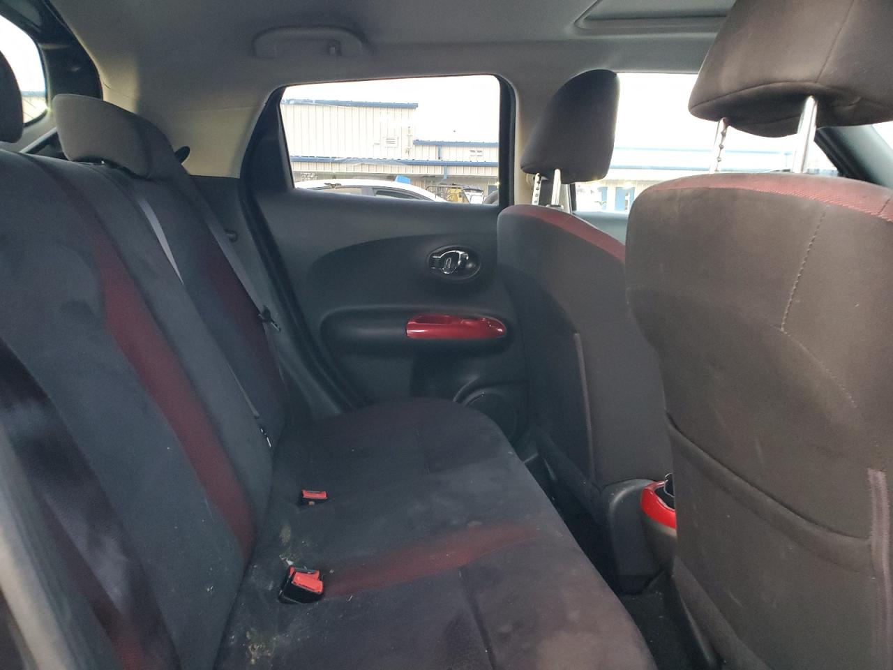 2015 Nissan Juke S VIN: JN8AF5MV5FT554569 Lot: 92890855