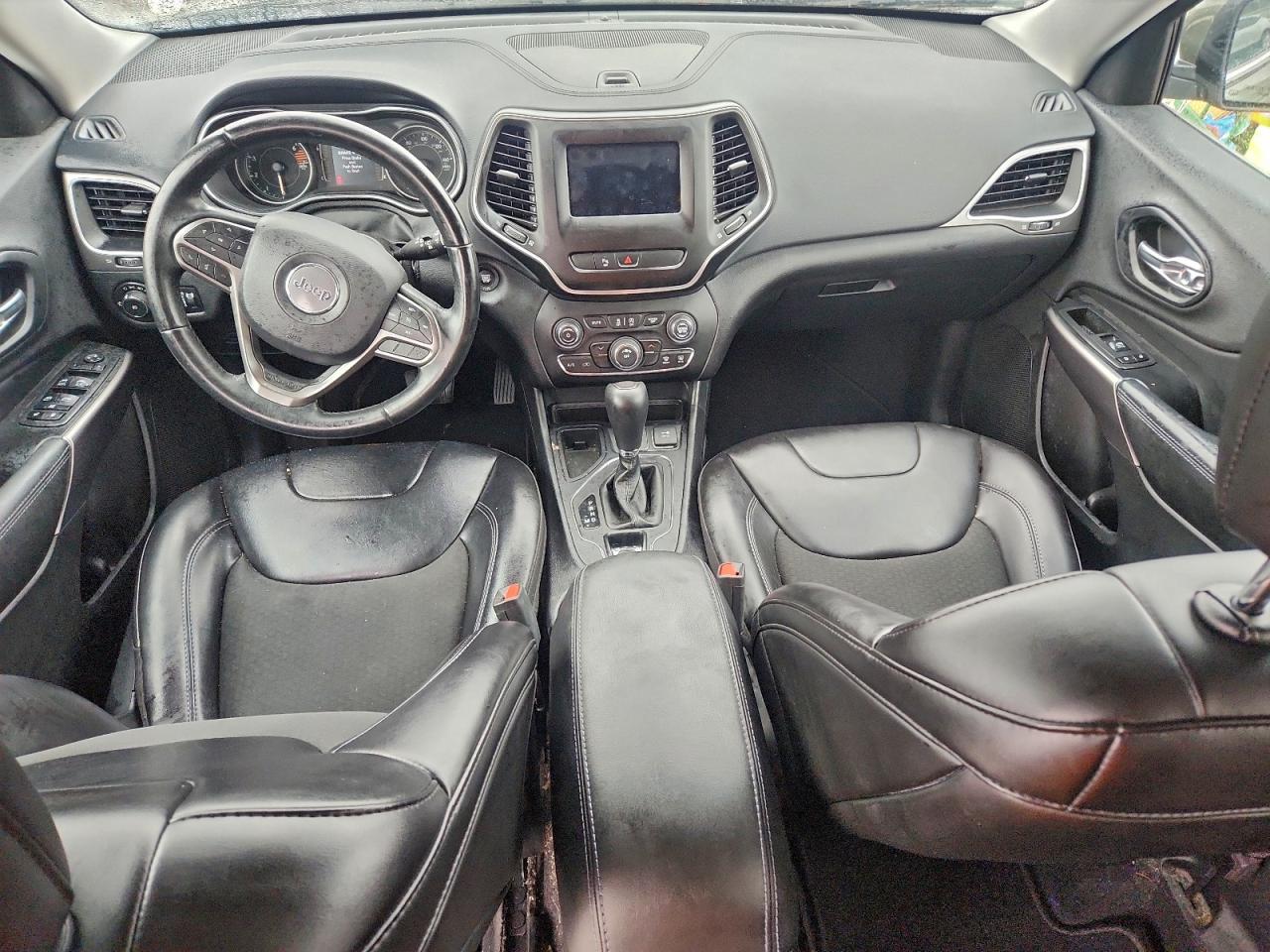 2019 Jeep Cherokee Latitude Plus VIN: 1C4PJLLB5KD434663 Lot: 94050495