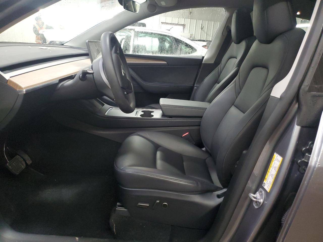 2024 Tesla Model Y VIN: 7SAYGDEE0RA287753 Lot: 92949505