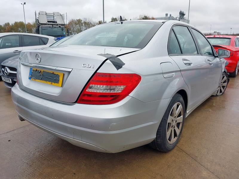 2011 MERCEDES-BENZ C CLASS C220 CDI BLUEEFFICIENCY SE 4DR