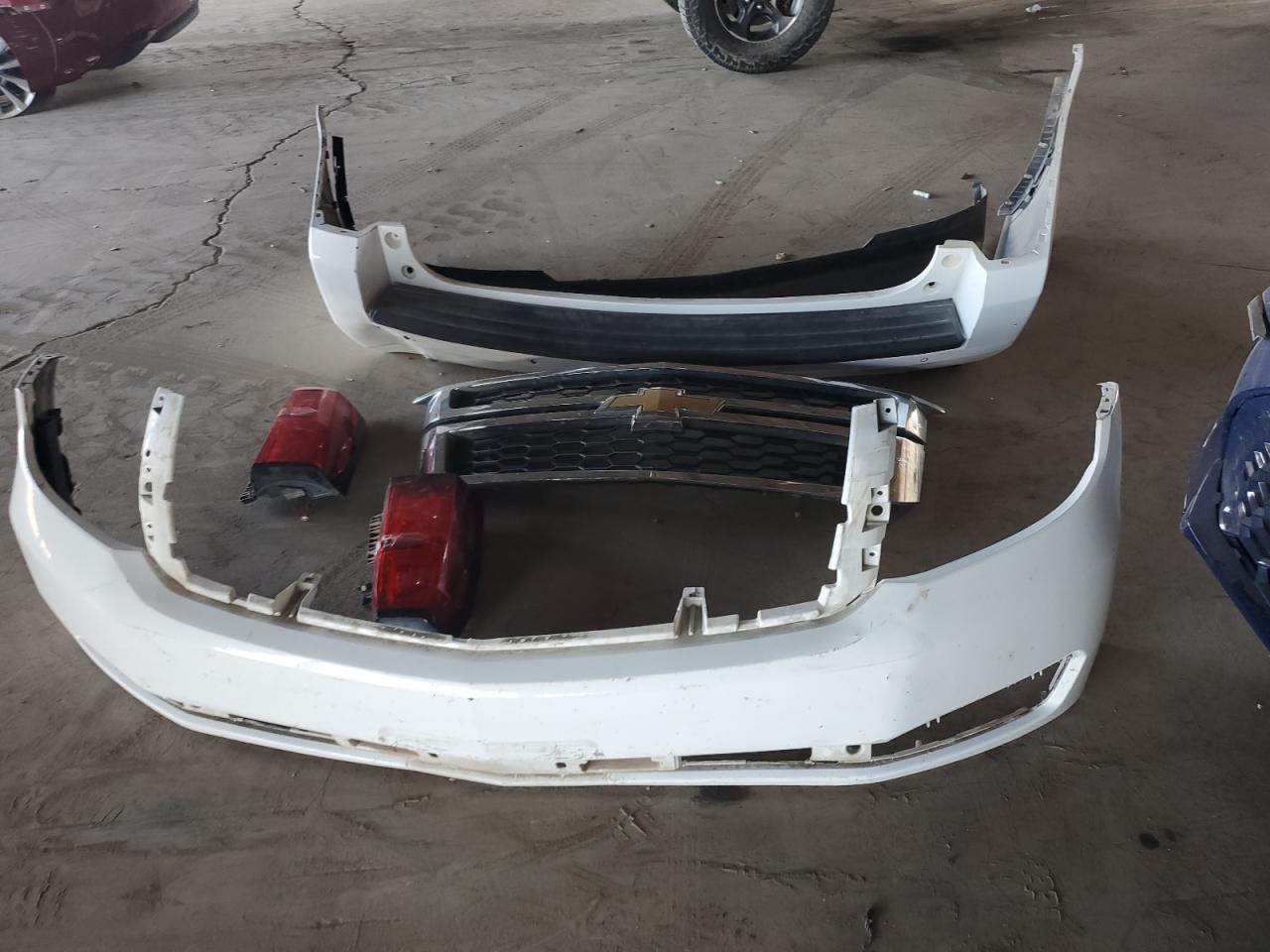 2015 Chevrolet Suburban C1500 Lt VIN: 1GNSCJKC9FR276802 Lot: 92502155