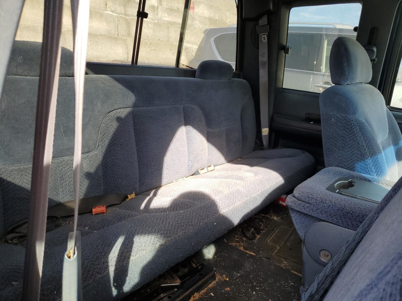 1996 Chevrolet Gmt-400 K1500 VIN: 1GCEK19R7TE207189 Lot: 92269225