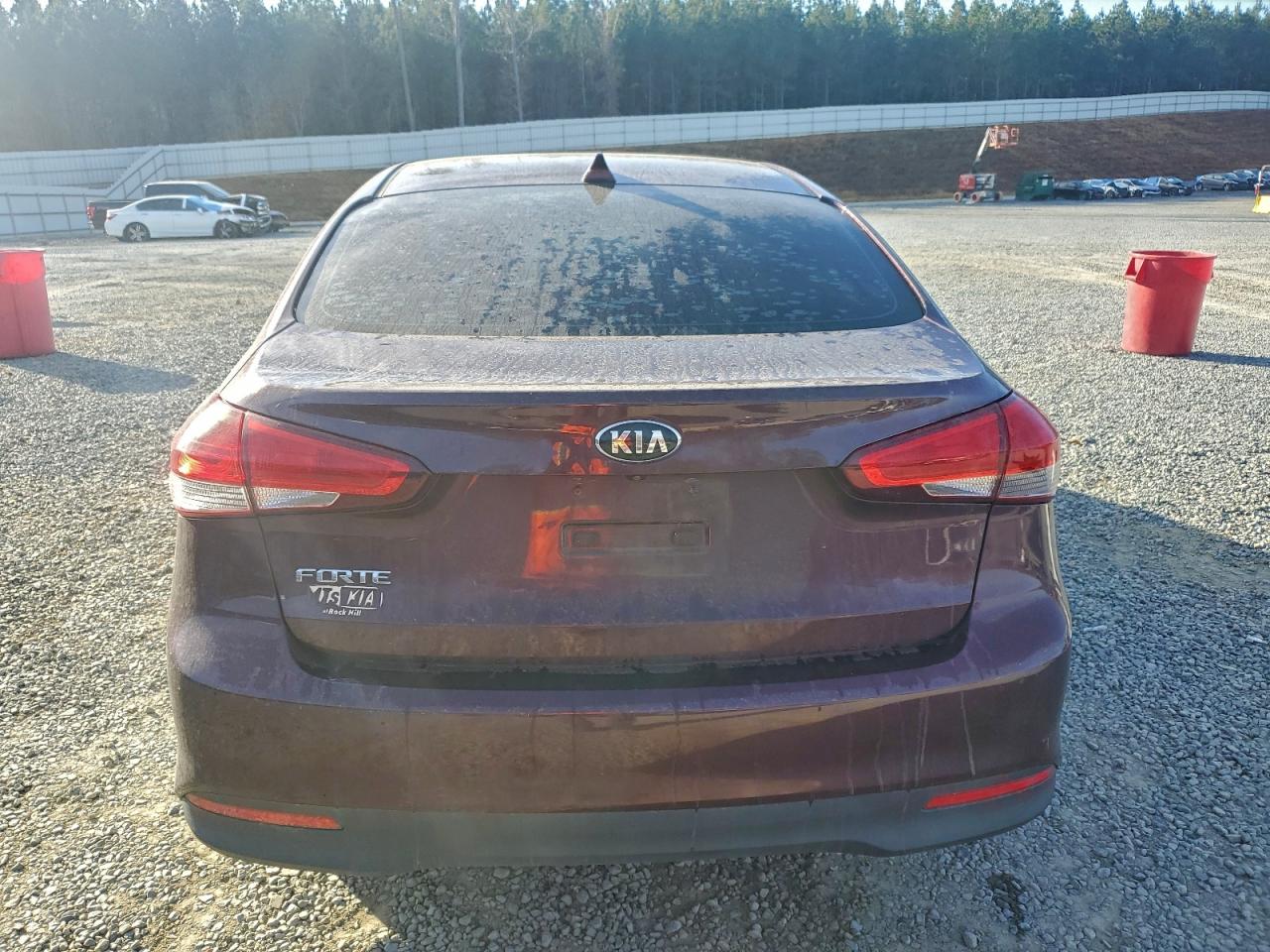2018 Kia Forte Lx VIN: 3KPFL4A73JE206507 Lot: 94252075