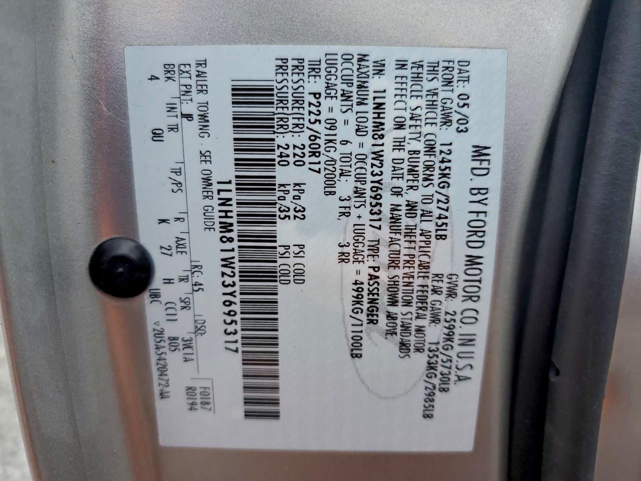 2003 Lincoln Town Car Executive VIN: 1LNHM81W23Y695317 Lot: 93458975