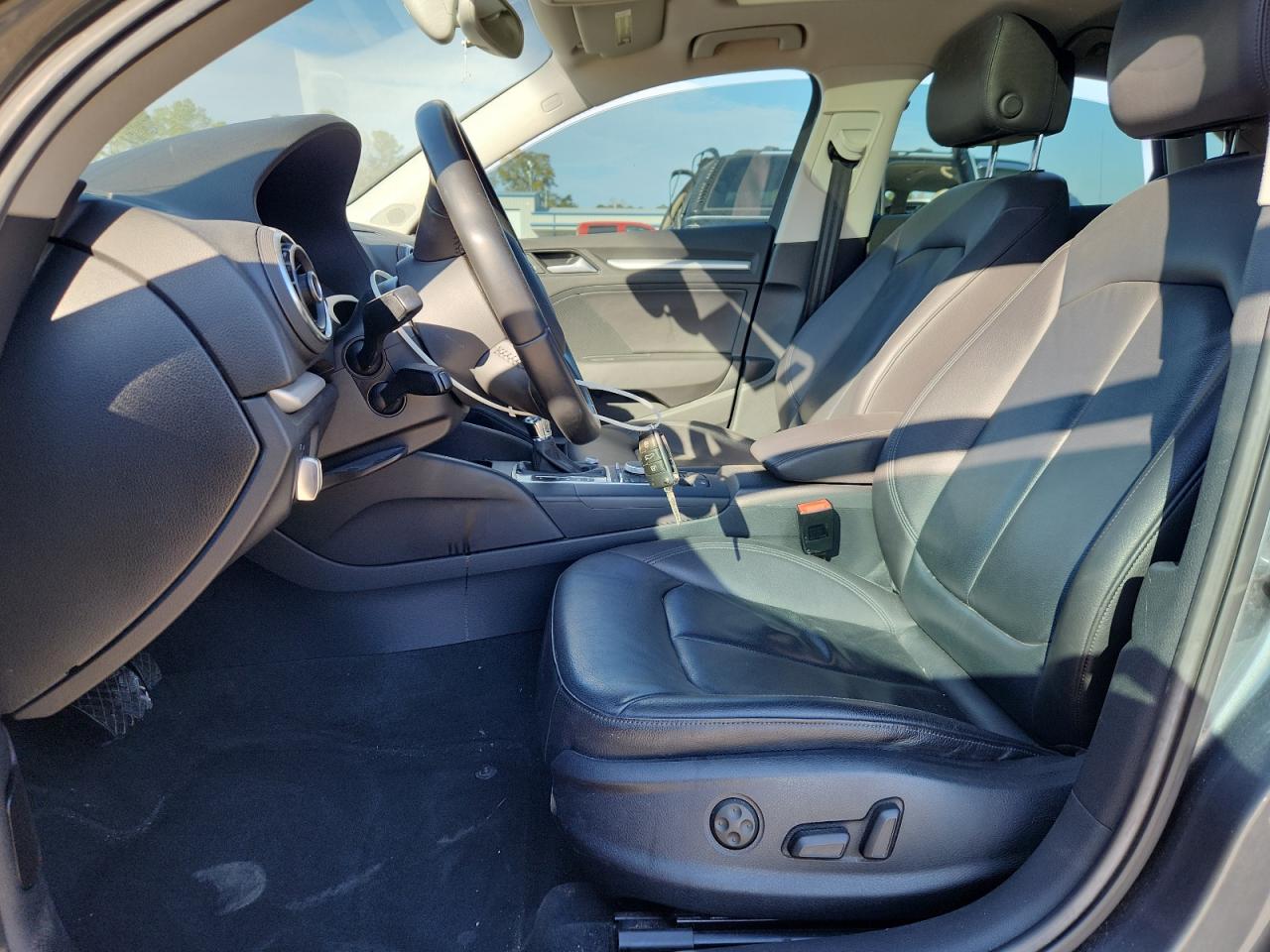 2015 Audi A3 Premium VIN: WAUACGFF0F1005618 Lot: 93490505