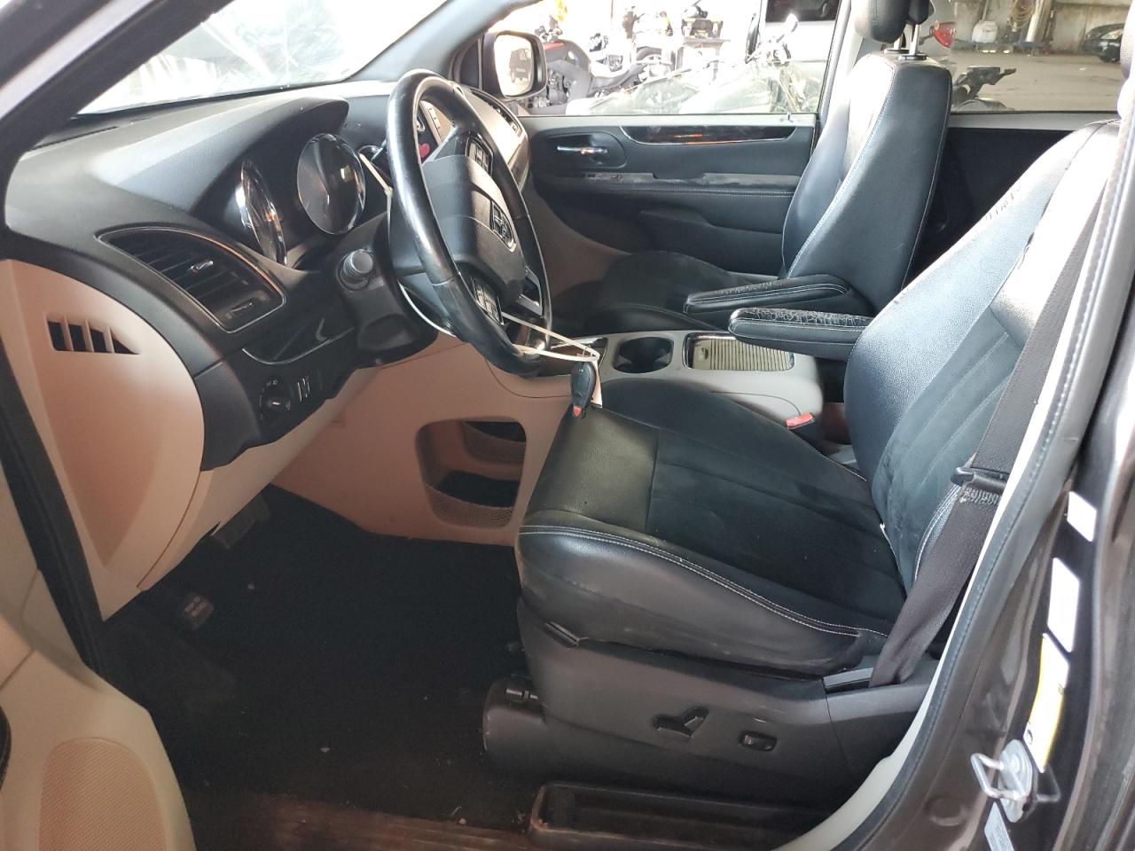 2017 Dodge Grand Caravan Sxt VIN: 2C4RDGCG8HR686433 Lot: 92950885