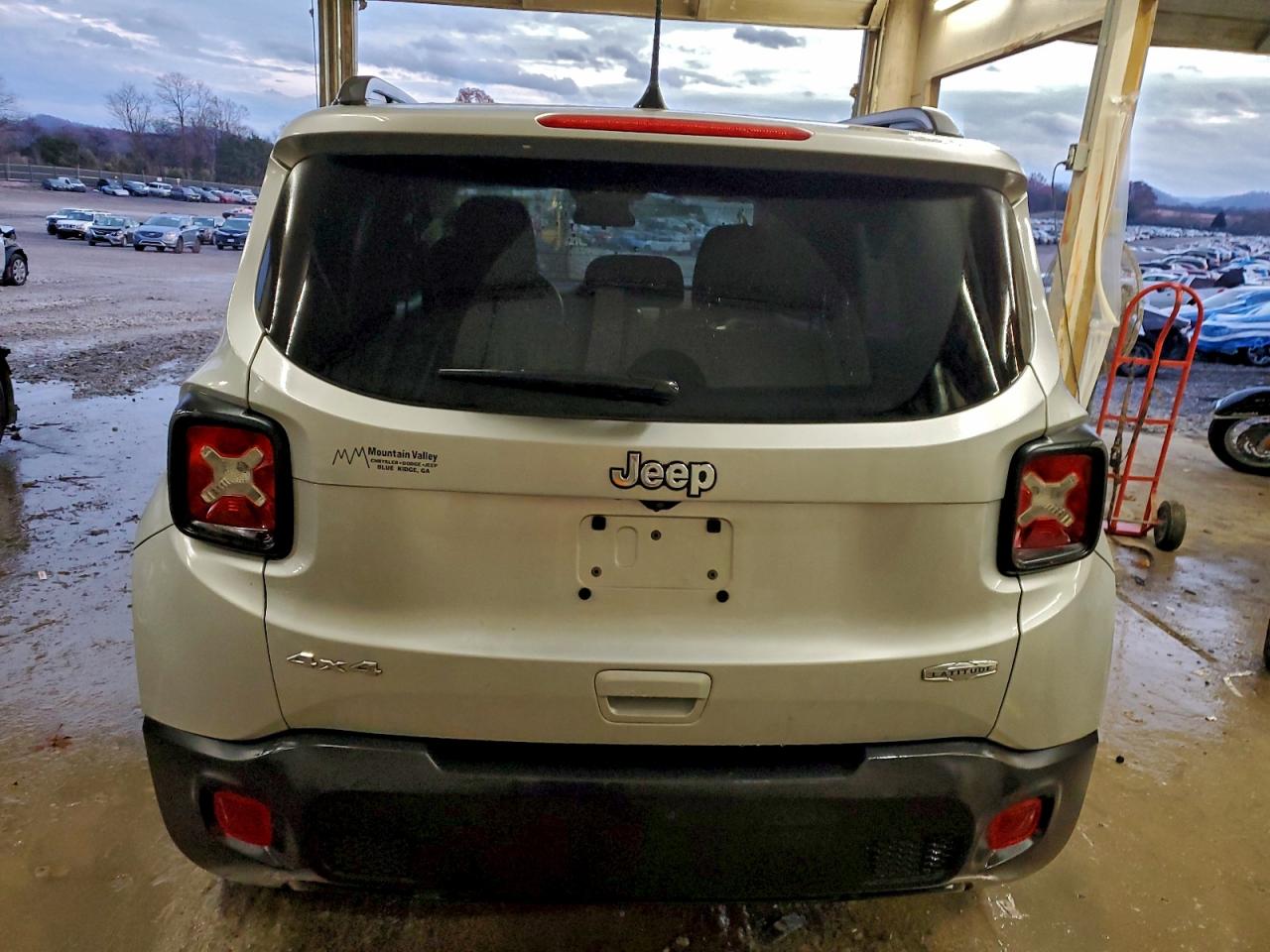 2020 Jeep Renegade Latitude VIN: ZACNJBBB4LPL33827 Lot: 93446725