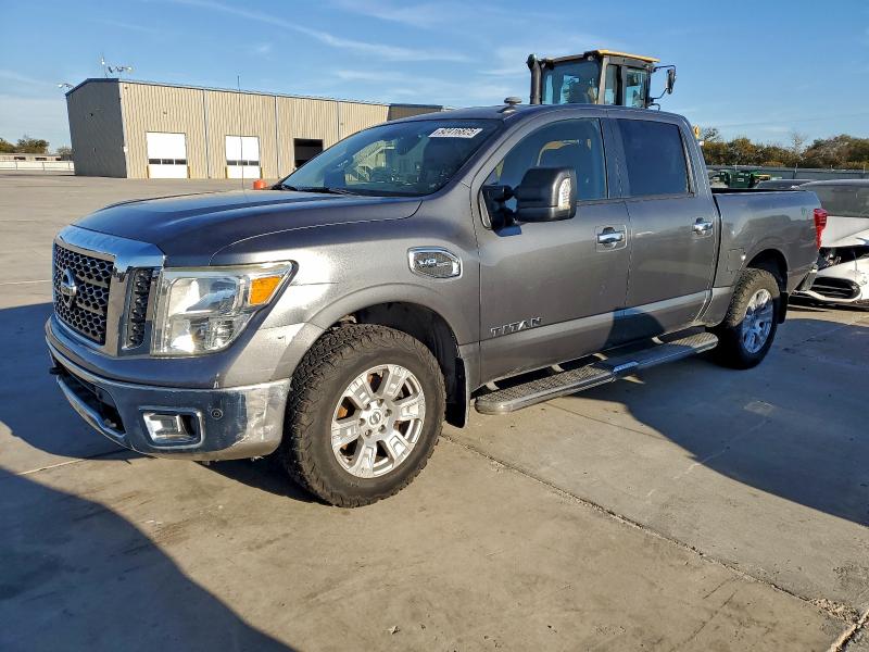 2017 Nissan Titan Sv