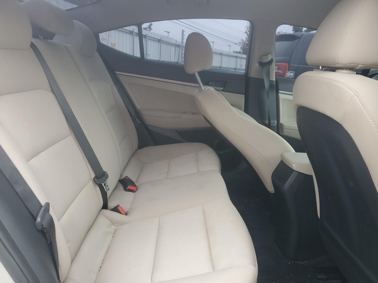 2018 Hyundai Elantra Se VIN: 5NPD74LF8JH353692 Lot: 93364825