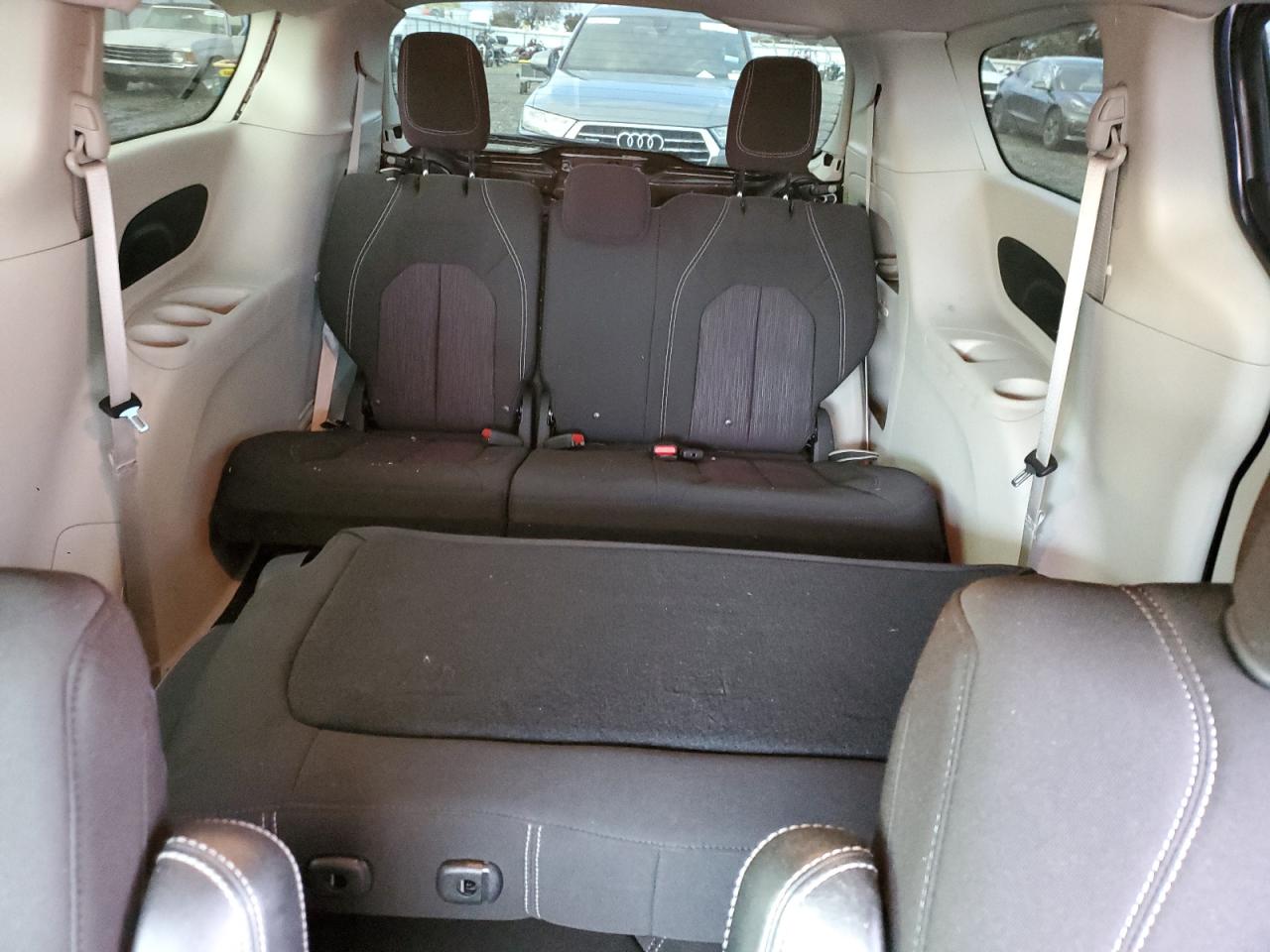 2021 Chrysler Voyager L VIN: 2C4RC1AG8MR504307 Lot: 93335975