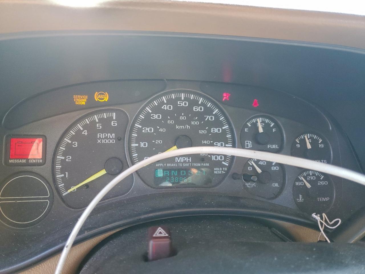 2000 GMC Yukon Xl C1500 VIN: 3GKEC16T7YG120698 Lot: 94149395