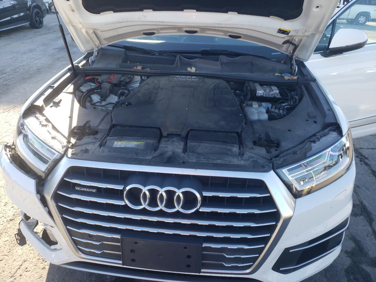 2017 Audi Q7 Premium VIN: WA1AHAF7XHD038213 Lot: 90506695