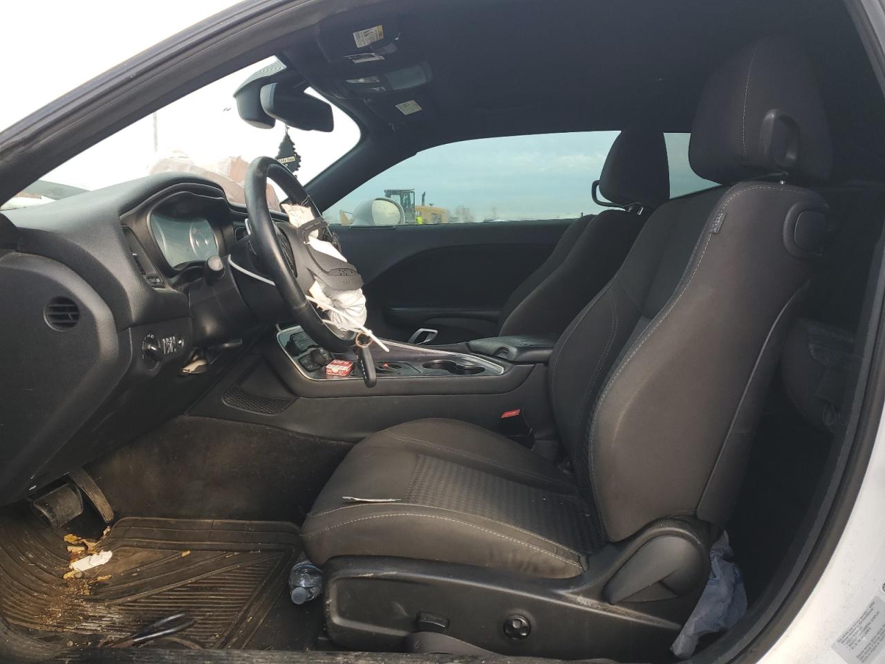 2015 Dodge Challenger Sxt VIN: 2C3CDZAG0FH774310 Lot: 92132465