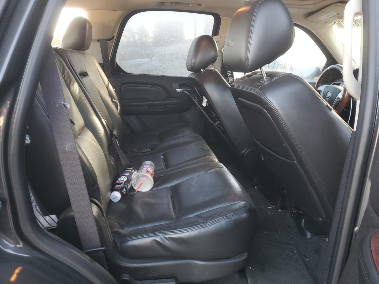 2010 Cadillac Escalade Luxury VIN: 1GYUCBEFXAR204071 Lot: 93287875