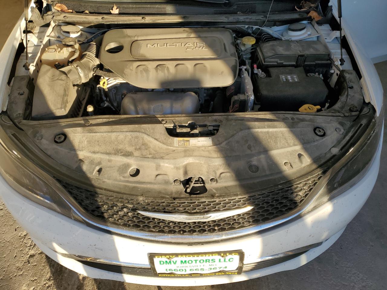 2015 Chrysler 200 Limited VIN: 1C3CCCAB2FN722592 Lot: 84998425