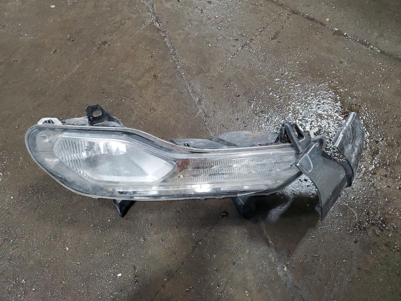 2016 Ford Escape Titanium VIN: 1FMCU9JX4GUB87338 Lot: 91311525