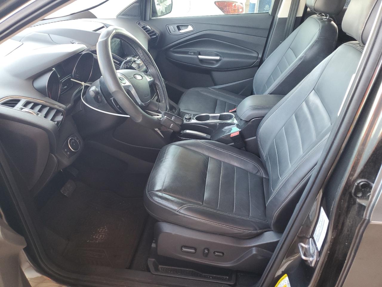 2016 Ford Escape Titanium VIN: 1FMCU0J96GUB99892 Lot: 91675935