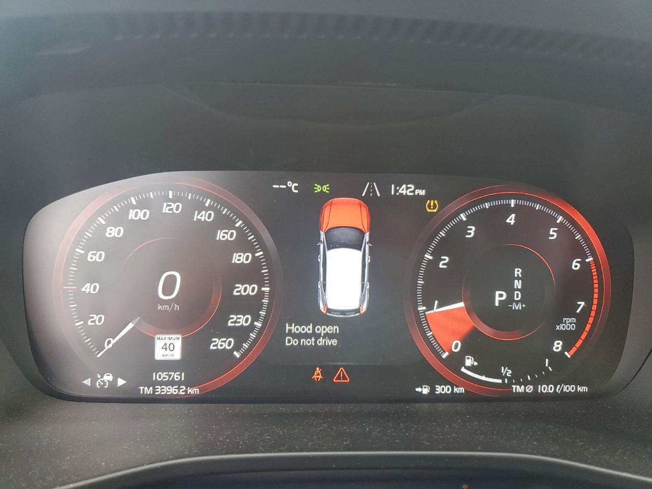 2019 Volvo Xc40 T5 R-Design VIN: YV4162UMXK2136023 Lot: 94150405