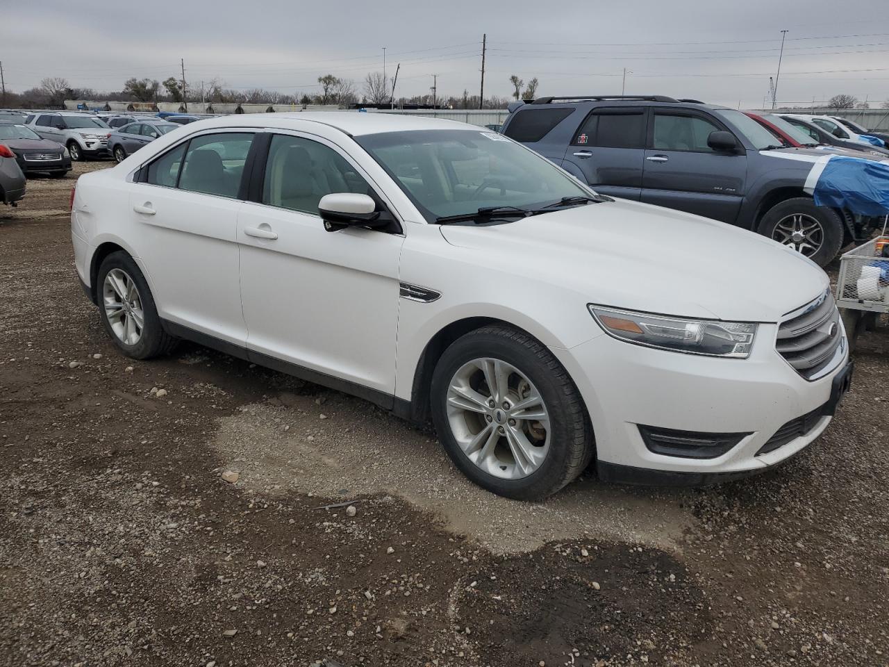 2013 Ford Taurus Sel VIN: 1FAHP2E87DG121636 Lot: 92642165