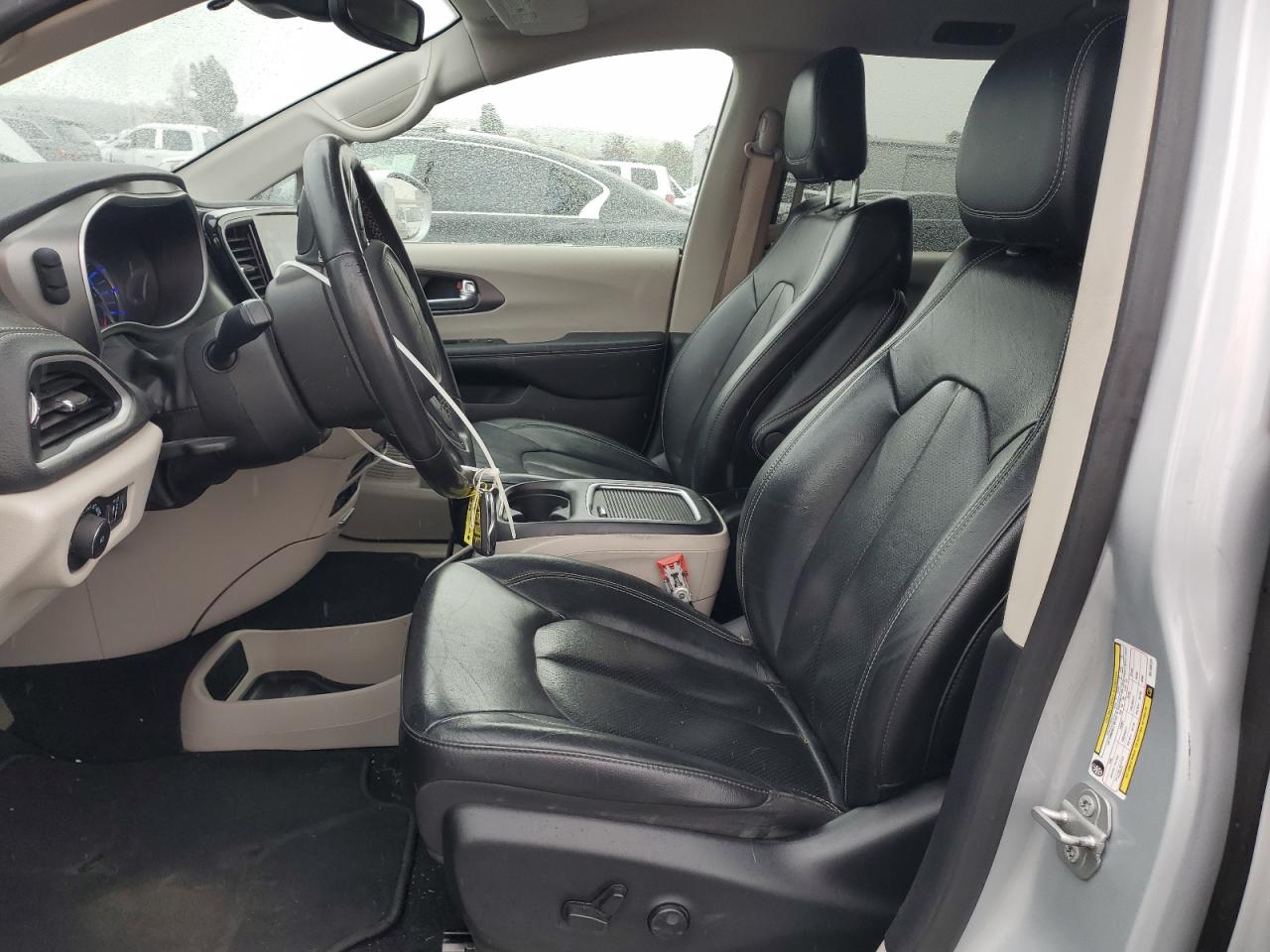 2022 Chrysler Pacifica Hybrid Touring L VIN: 2C4RC1L77NR156224 Lot: 93208745