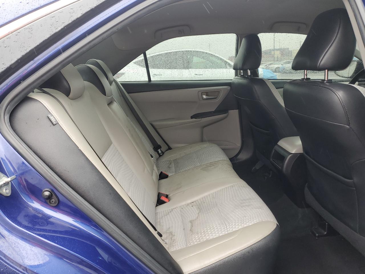 2015 Toyota Camry Le VIN: 4T1BF1FK0FU888848 Lot: 92737075