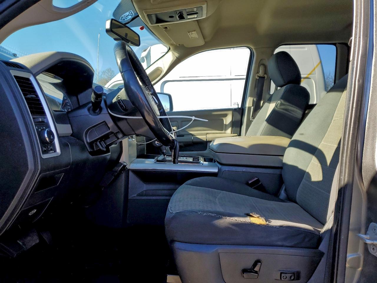 2011 Dodge Ram 1500 VIN: 1D7RV1GT0BS672121 Lot: 94069425