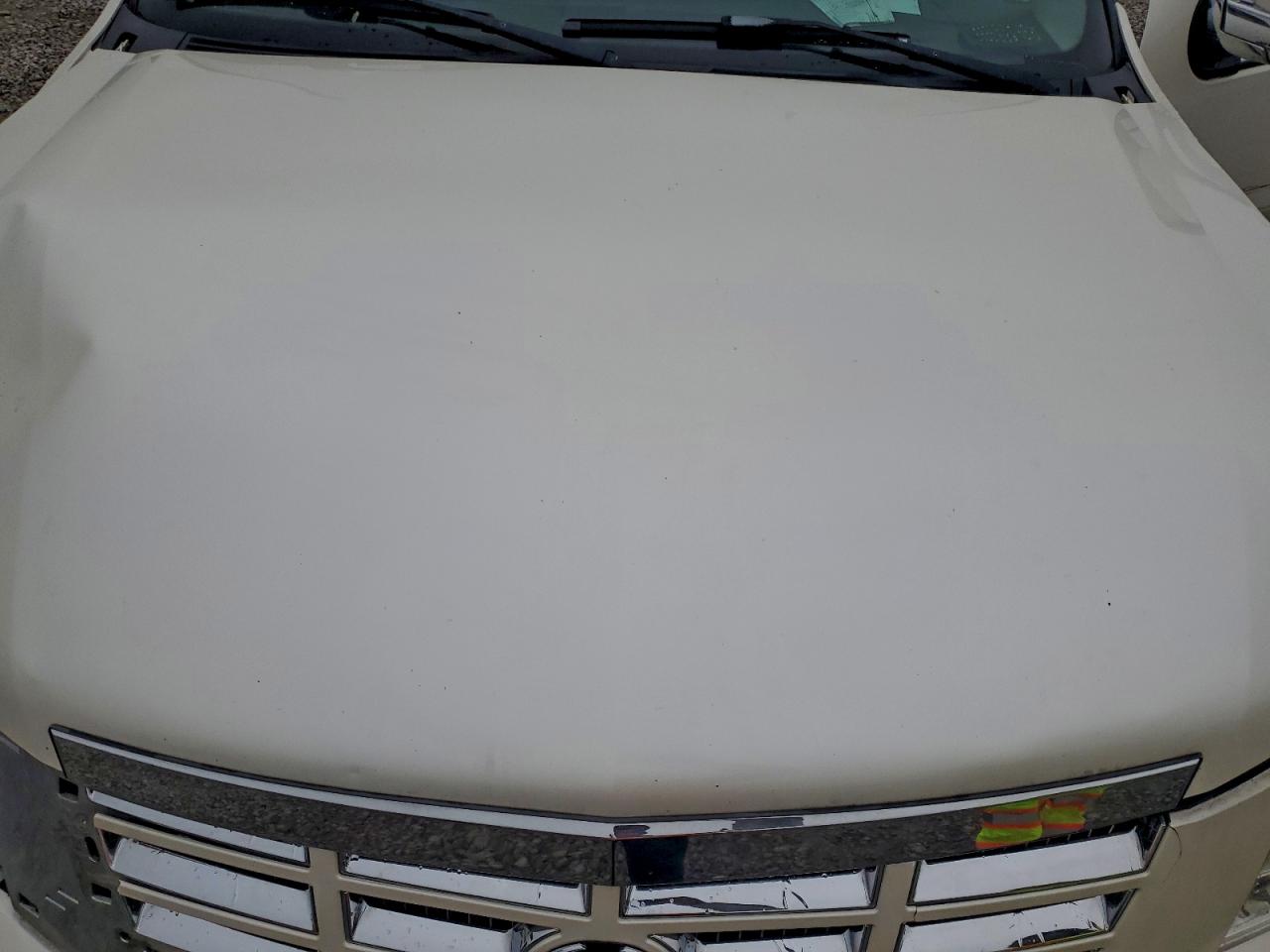 2007 Cadillac Escalade Luxury VIN: 1GYFK63847R232898 Lot: 93026485