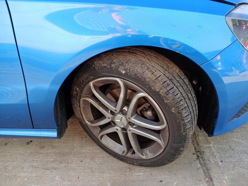 2013 MERCEDES-BENZ A CLASS A180 CDI BLUEEFFICIENCY SPORT 5DR AUTO