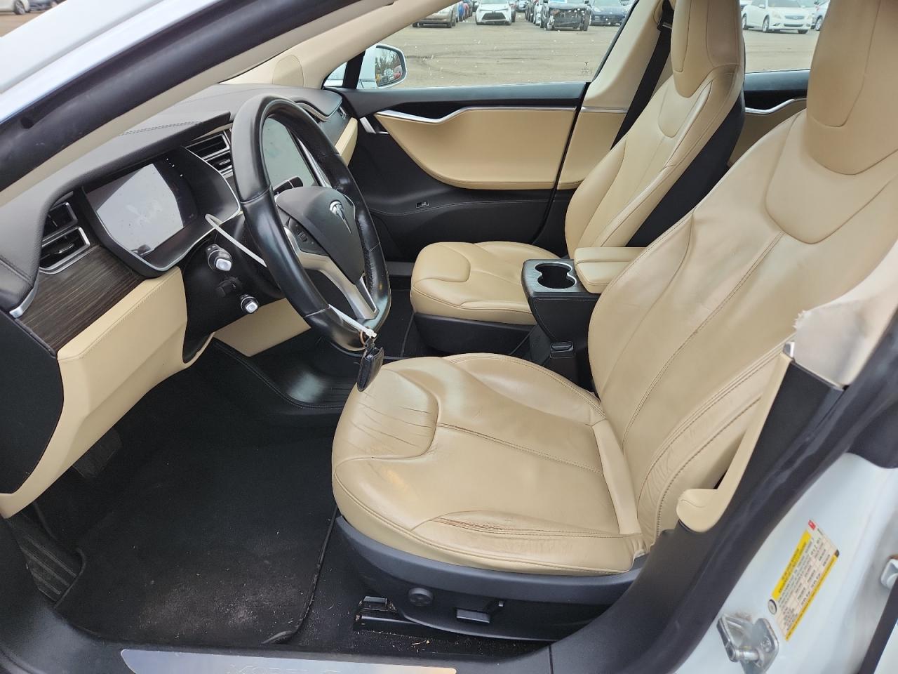 2015 Tesla Model S 85D VIN: 5YJSA1H21FF084437 Lot: 92351635