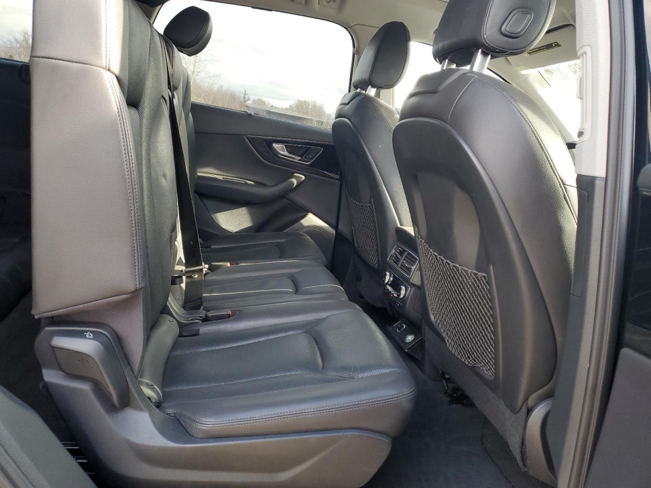 2017 Audi Q7 Prestige VIN: WA1VAAF79HD040251 Lot: 92897025