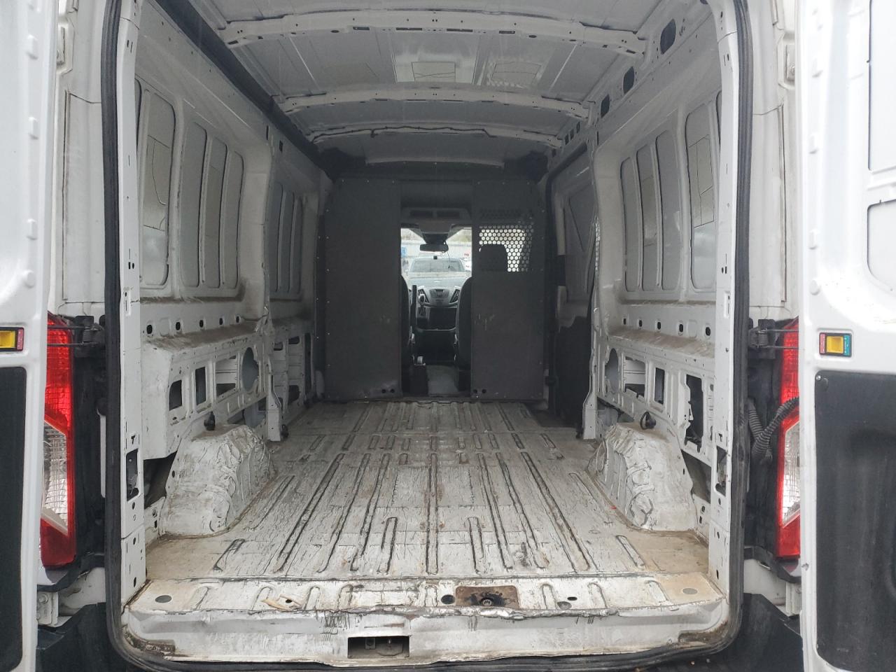 2016 Ford Transit T-250 Delivery Van VIN: 1FTYR2CM6GKA25311 Lot: 92754515