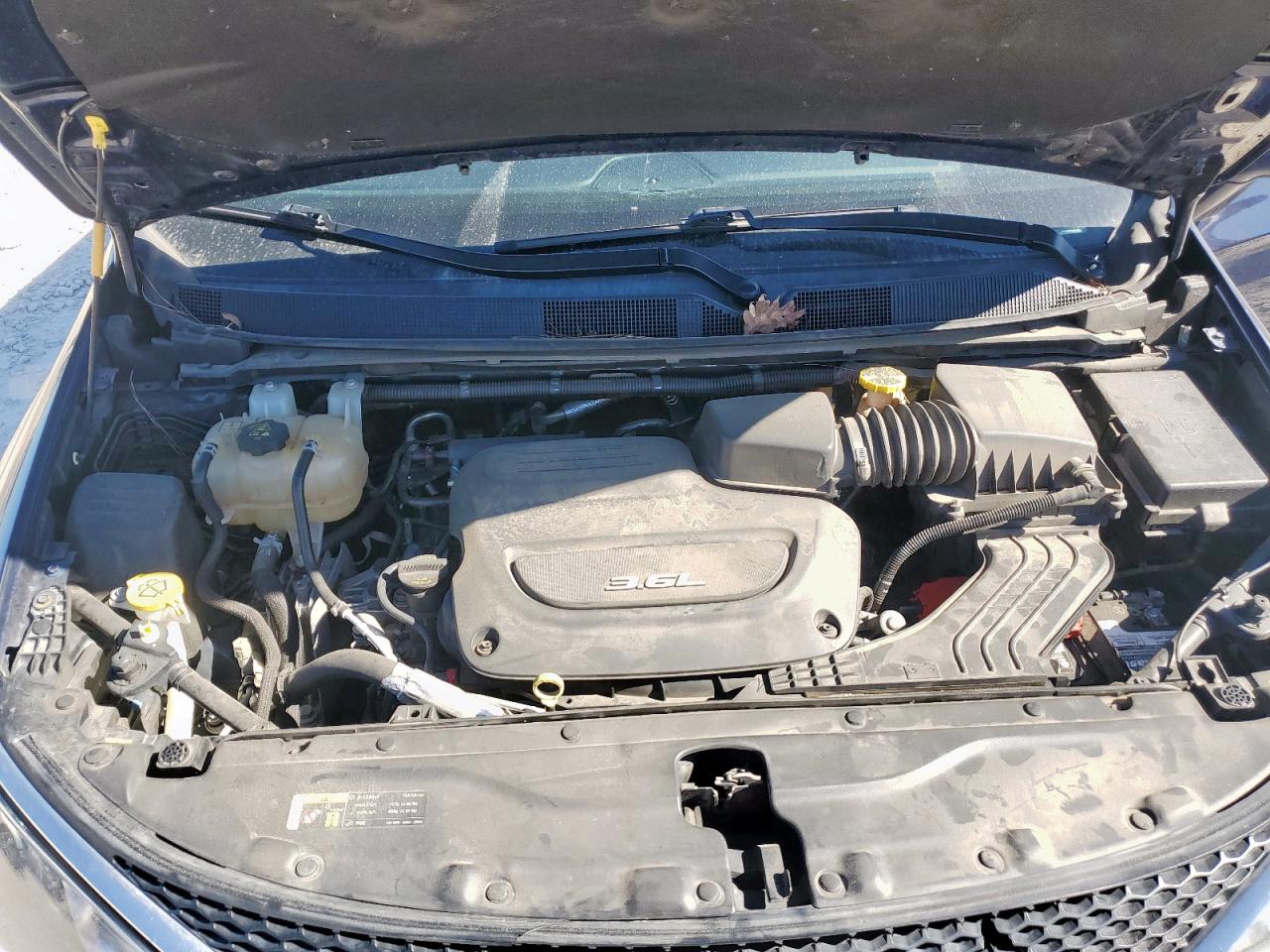 2017 Chrysler Pacifica Limited VIN: 2C4RC1GG0HR647569 Lot: 92217415