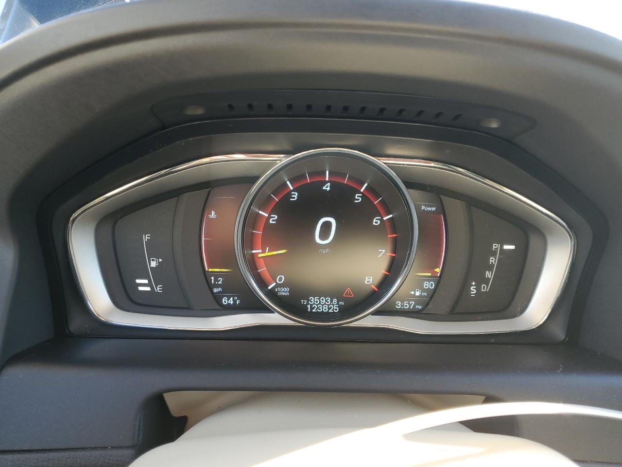 2015 Volvo Xc60 T5 Premier VIN: YV440MDK9F2711419 Lot: 91911245