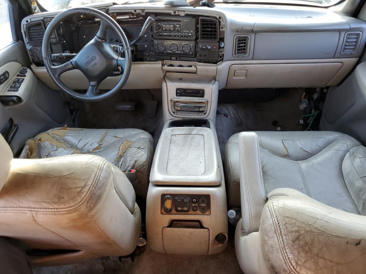 2001 GMC Yukon Xl K2500 VIN: 3GKGK26U71G158237 Lot: 91288555